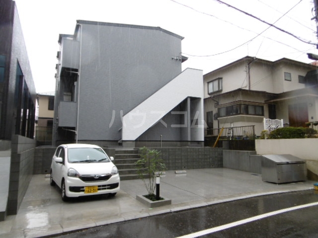 22/30 駐車場