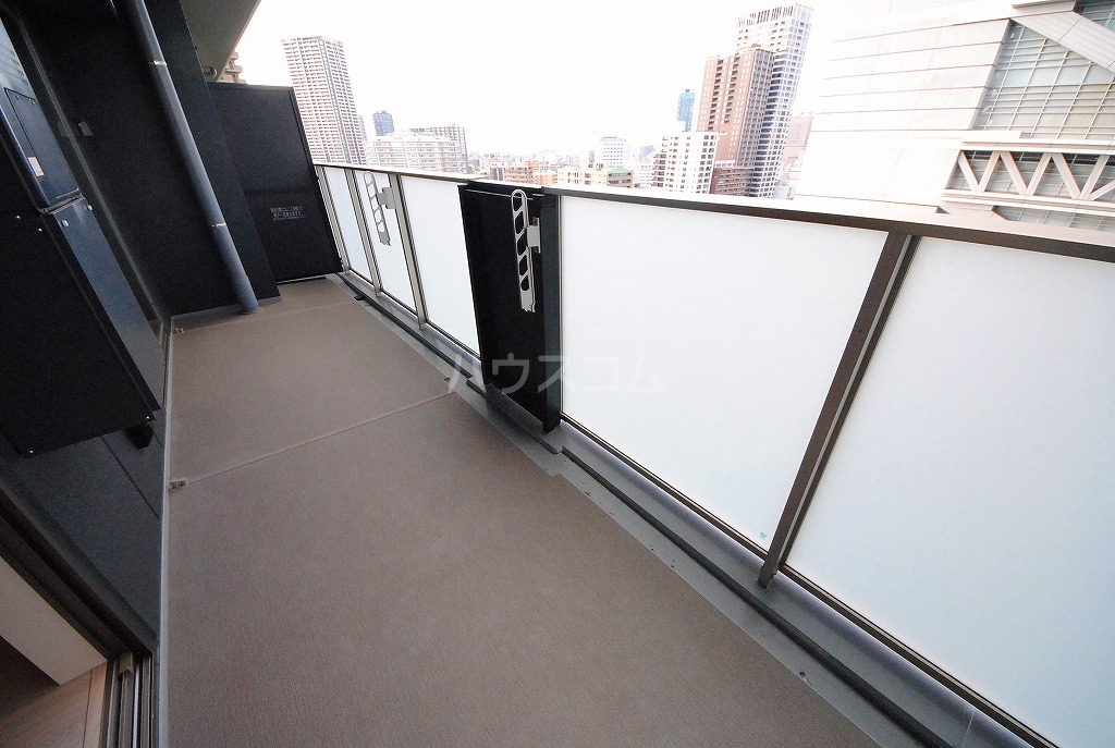 19/30 バルコニー