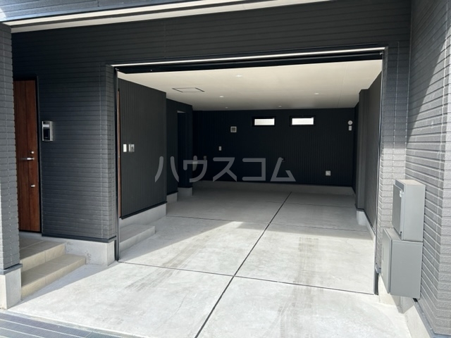 16/22 駐車場