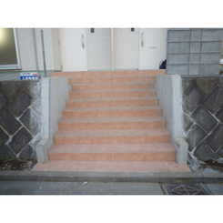 15/23 エントランス