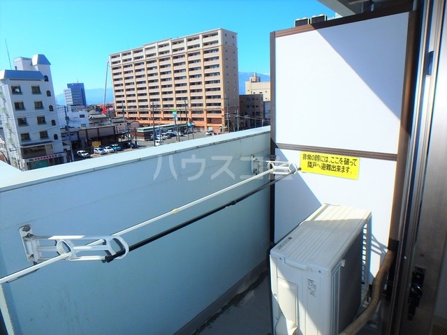 14/23 バルコニー