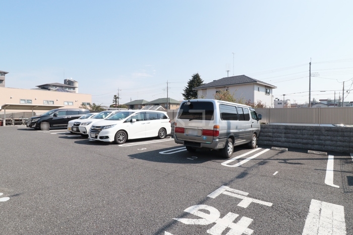 2/6 駐車場