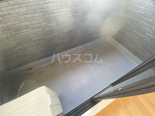 21/30 バルコニー