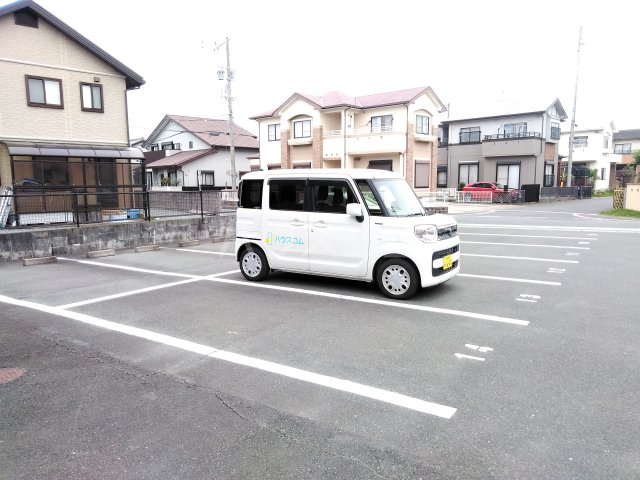 14/23 駐車場