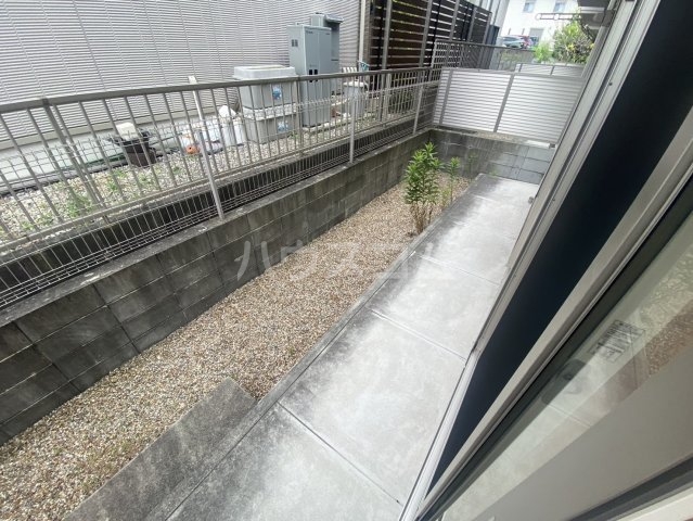 22/30 バルコニー