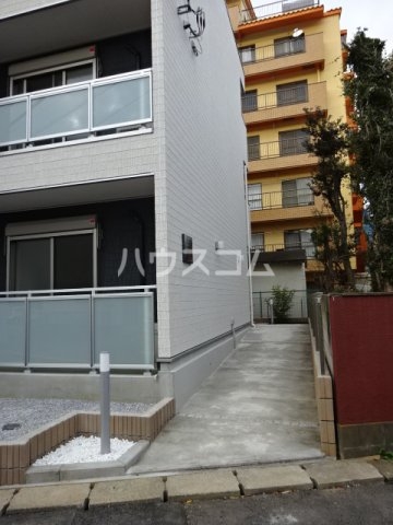 22/24 エントランス