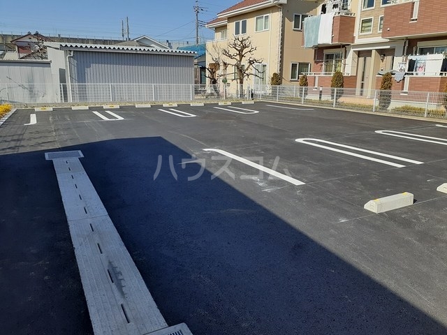 15/21 駐車場