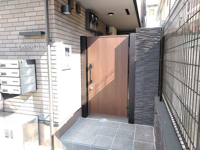 17/24 エントランス