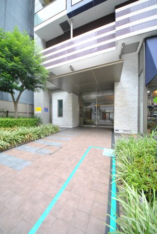 20/28 エントランス