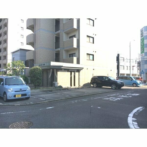 16/24 エントランス