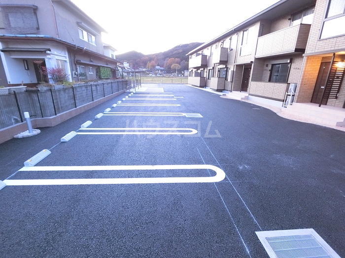 11/20 駐車場