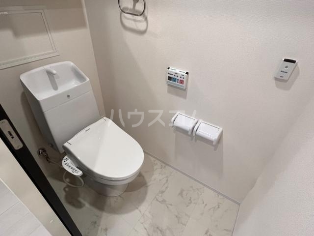 16/25 トイレ