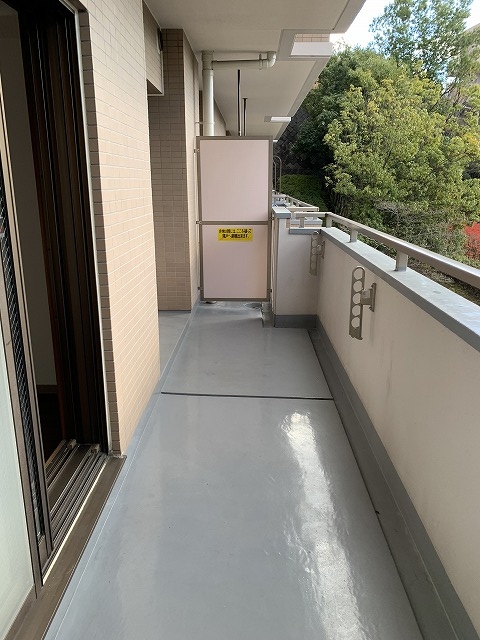 20/30 バルコニー