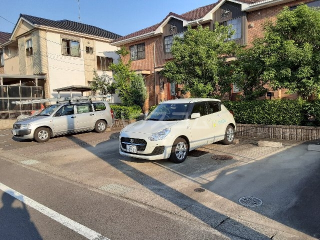 3/5 駐車場