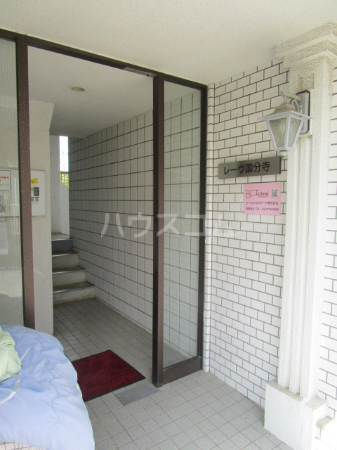 24/30 エントランス