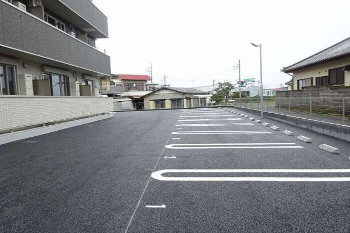 3/5 駐車場