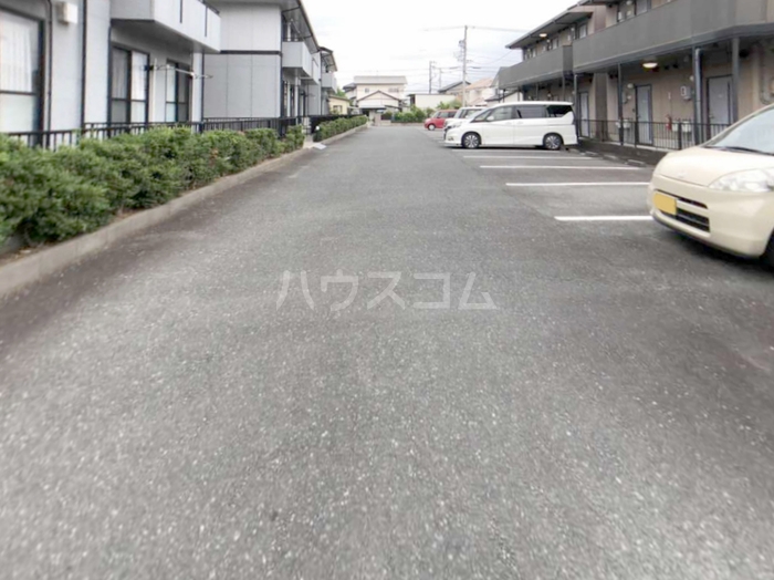 2/6 駐車場