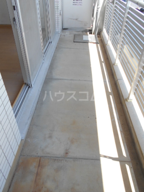 13/25 バルコニー