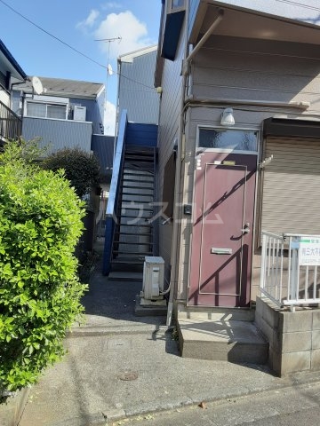 2/3 エントランス