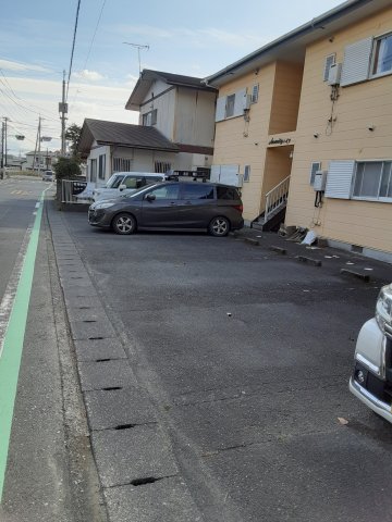 21/22 駐車場