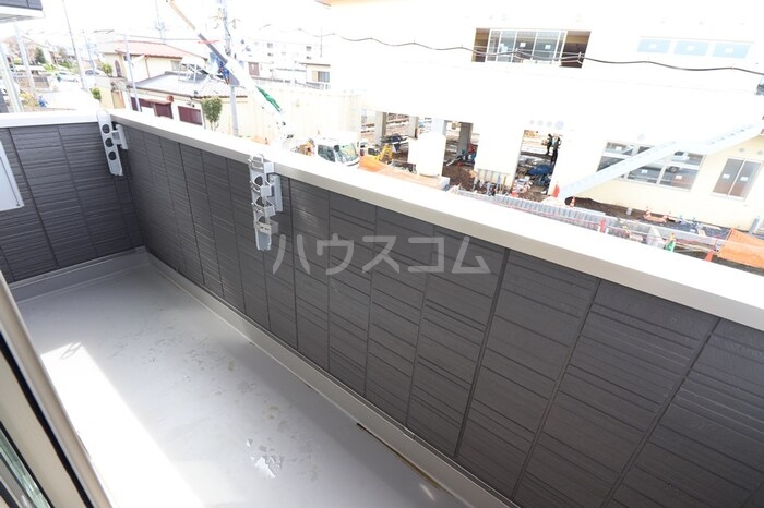 13/22 バルコニー