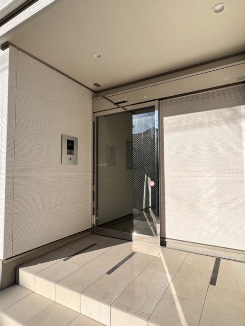 29/30 エントランス