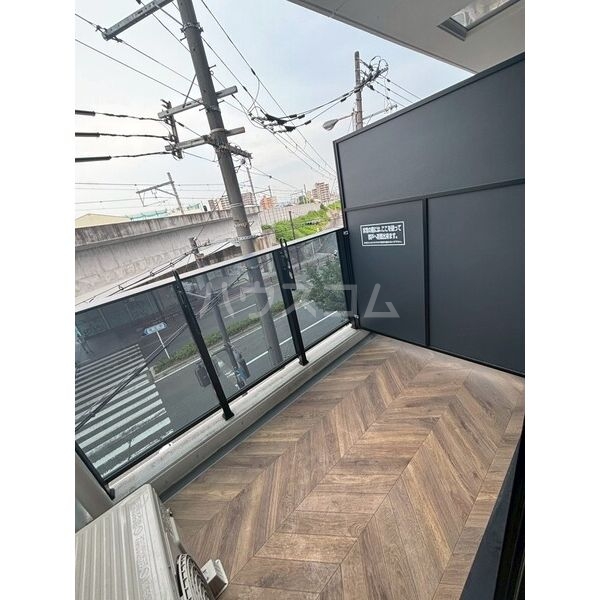 13/30 バルコニー