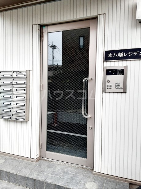 19/26 エントランス