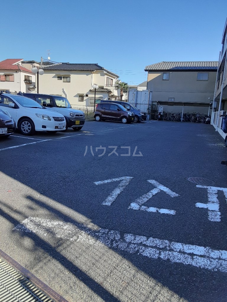 3/10 駐車場