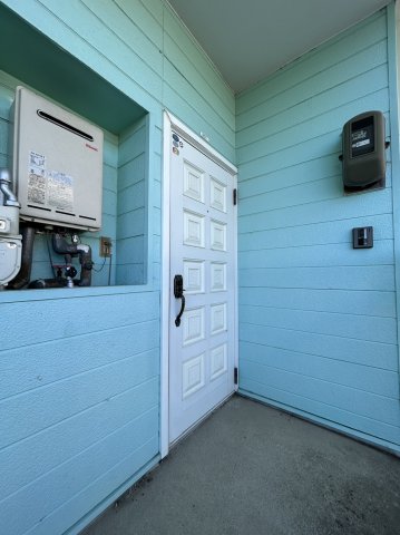 17/27 エントランス