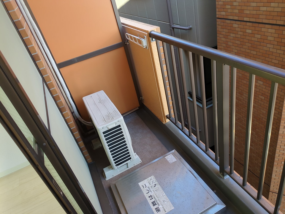 21/30 バルコニー