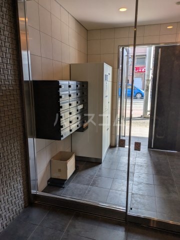 19/29 エントランス