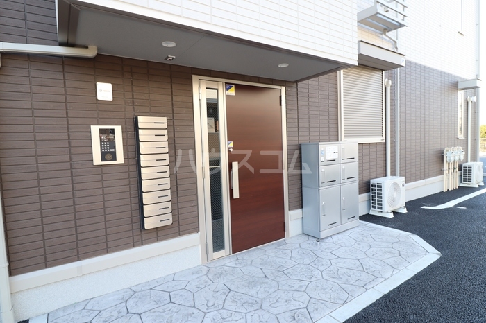 19/21 エントランス