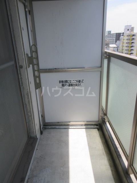 17/23 バルコニー