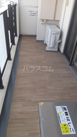 21/30 バルコニー
