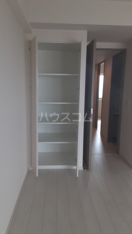 28/30 エントランス