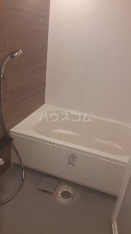16/30 浴室