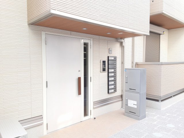 29/30 エントランス