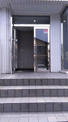 15/25 エントランス