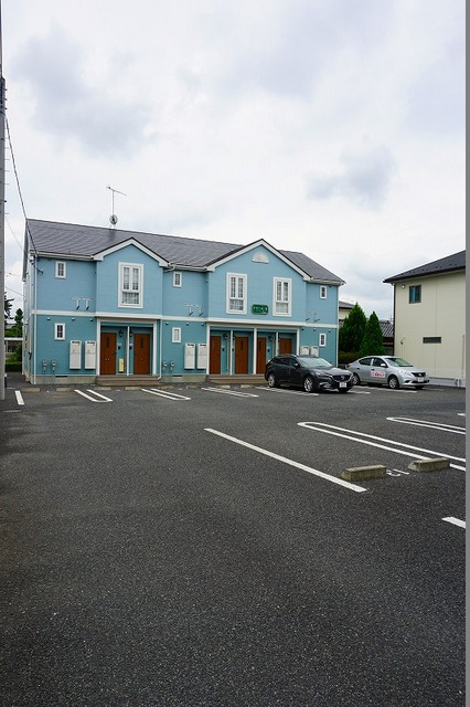 13/23 駐車場