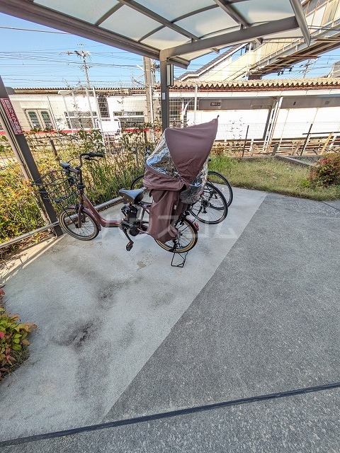 27/27 駐車場