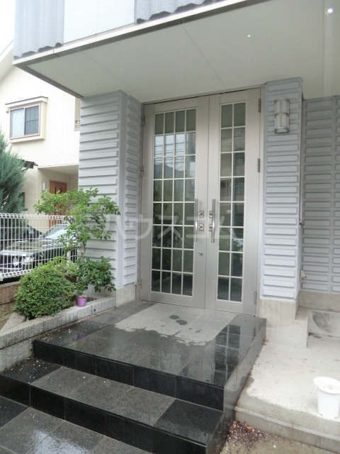 2/11 エントランス