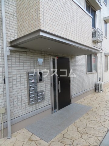 3/8 エントランス