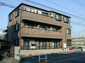 19/27 エントランス