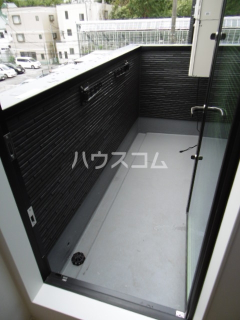 20/28 バルコニー