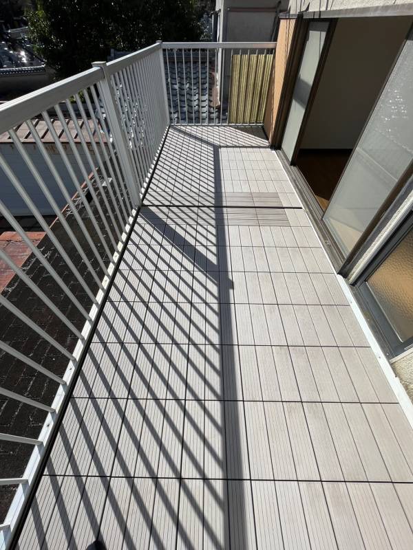 16/27 バルコニー