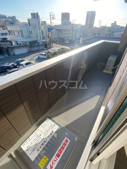 20/30 バルコニー