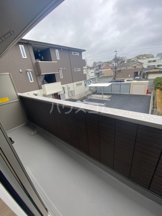 20/30 バルコニー