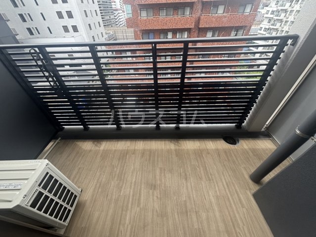 23/30 バルコニー