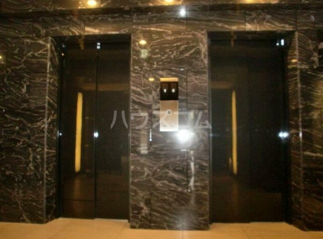 17/29 エントランス